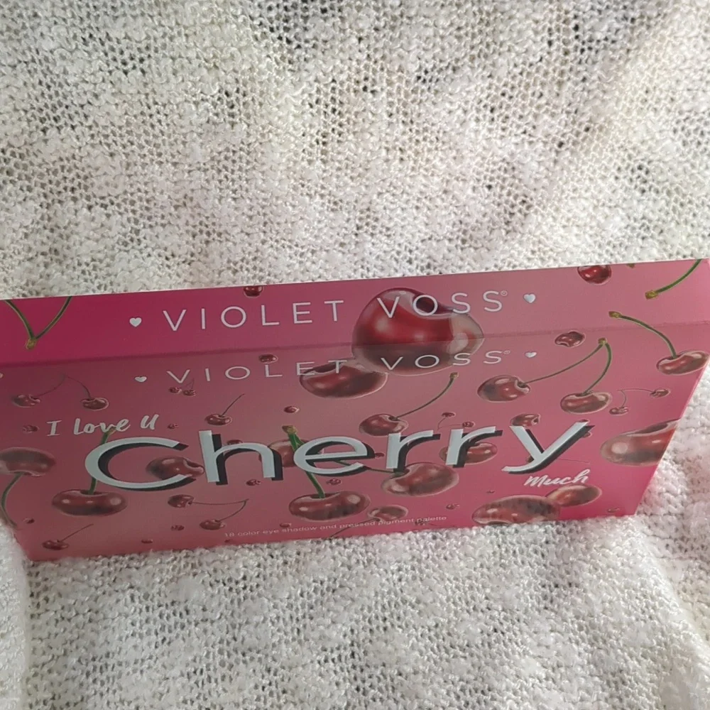 Violet Voss I Love You Cherry Much Palette, 23.4g/0.83oz